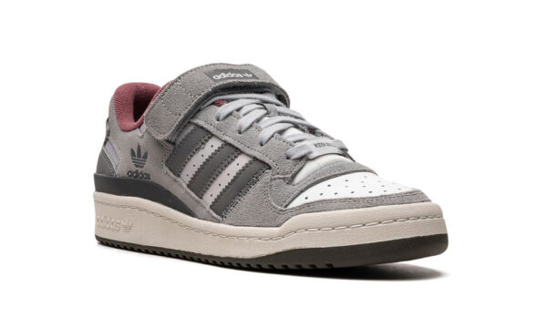 Adidas Forum 84 Low Home Alone 2 - Imagem 5