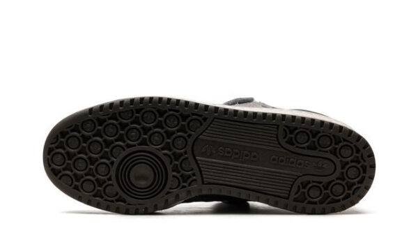 Adidas Forum 84 Low Home Alone 2 - Imagem 6