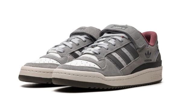 Adidas Forum 84 Low Home Alone 2 - Imagem 2