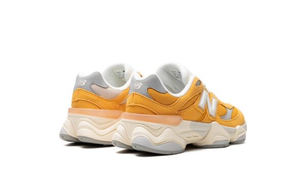 New Balance 9060 Yellow Beige - Imagem 3